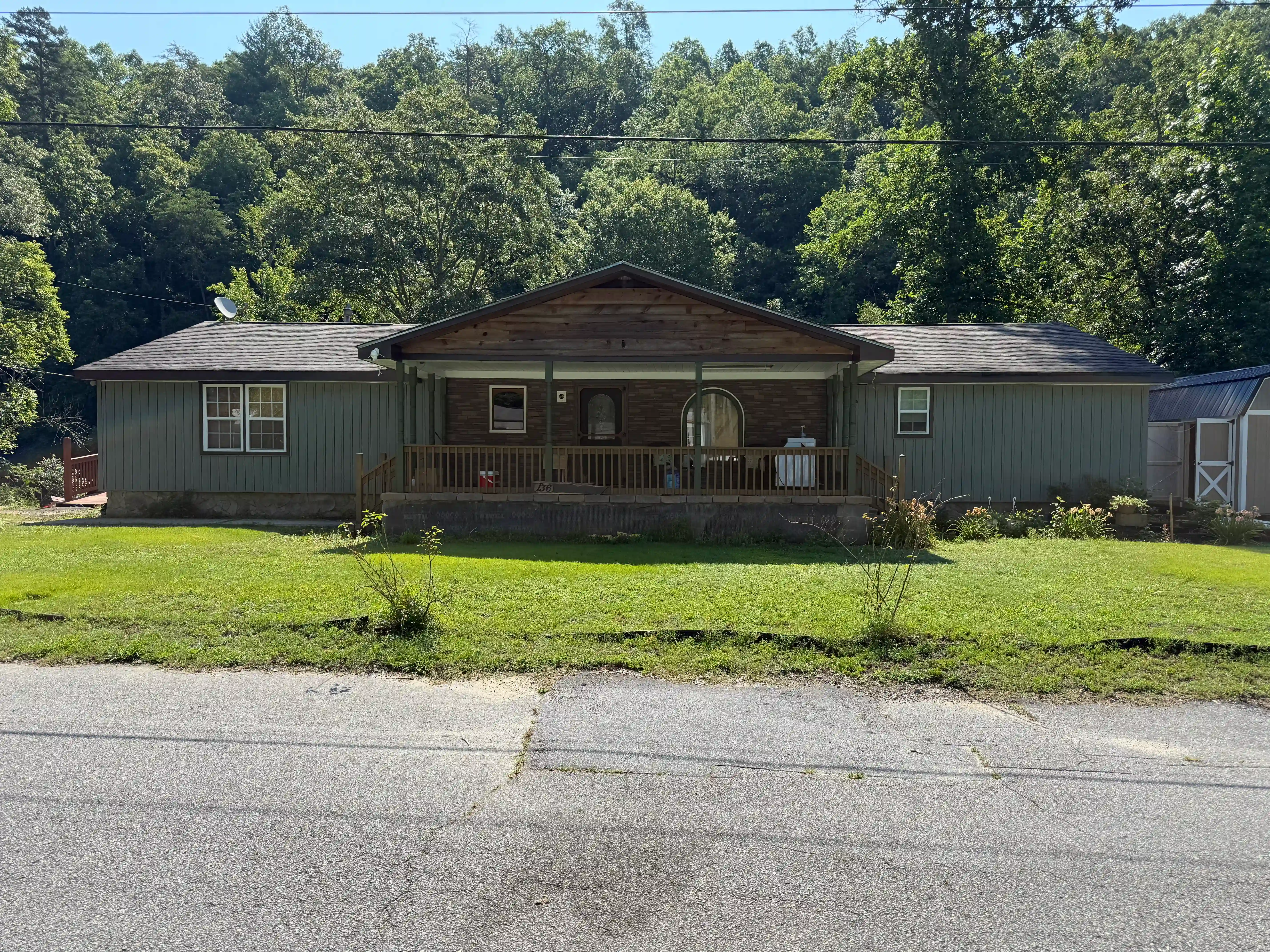 Beautiful Upstate South Carolina home with new siding transformation